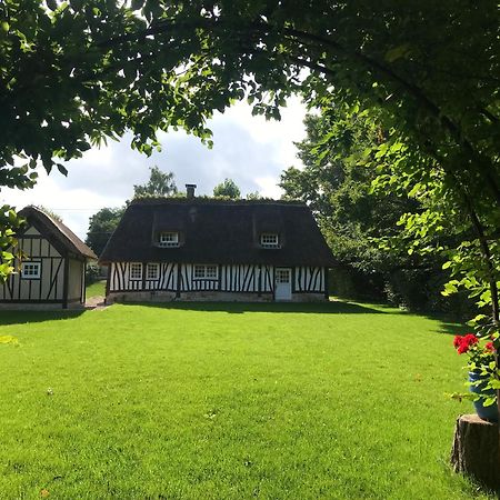 La Gloriette Gite Situe Dans La Propriete Dun Magnifique Manoir Vatteville Εξωτερικό φωτογραφία